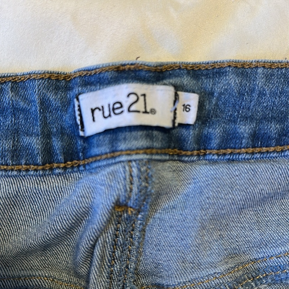 High Rise Blue Distressed Jeans - Picture 4 of 4
